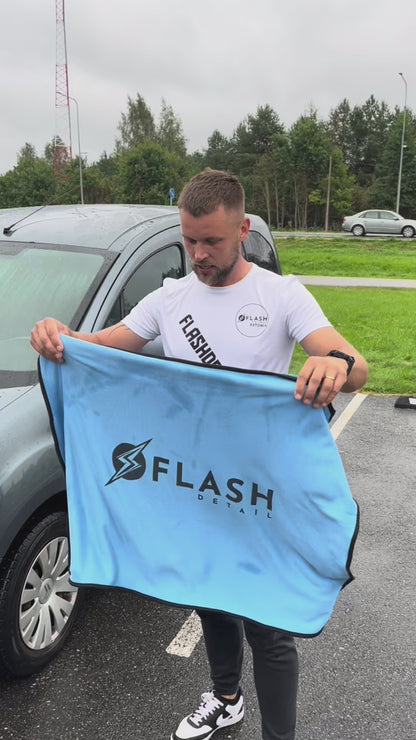 FLASH DETAIL TOWEL
